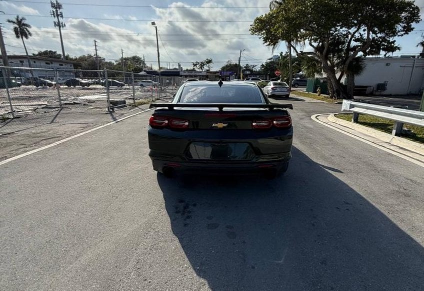2020 Chevrolet Camaro LT - 1G1FB1RS5L0104009 photo 8