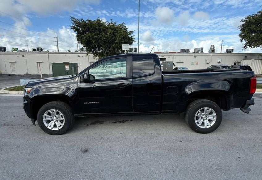 2021 Chevrolet Colorado LT - 1GCHSCEA2M1277989 photo 6