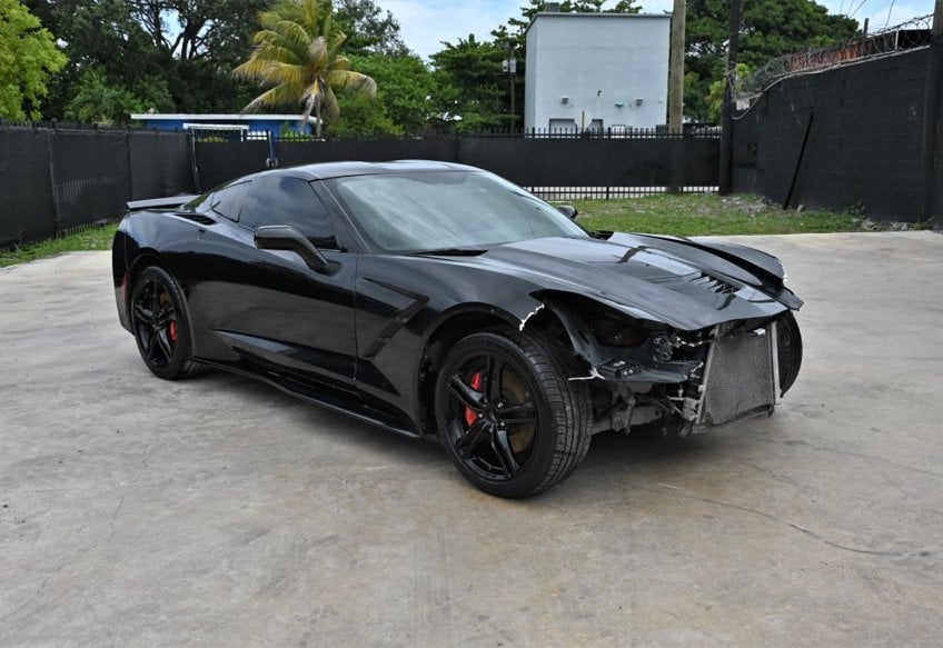 2017 Chevrolet Corvette Stingray - 1G1YB2D76H5114317 photo 2