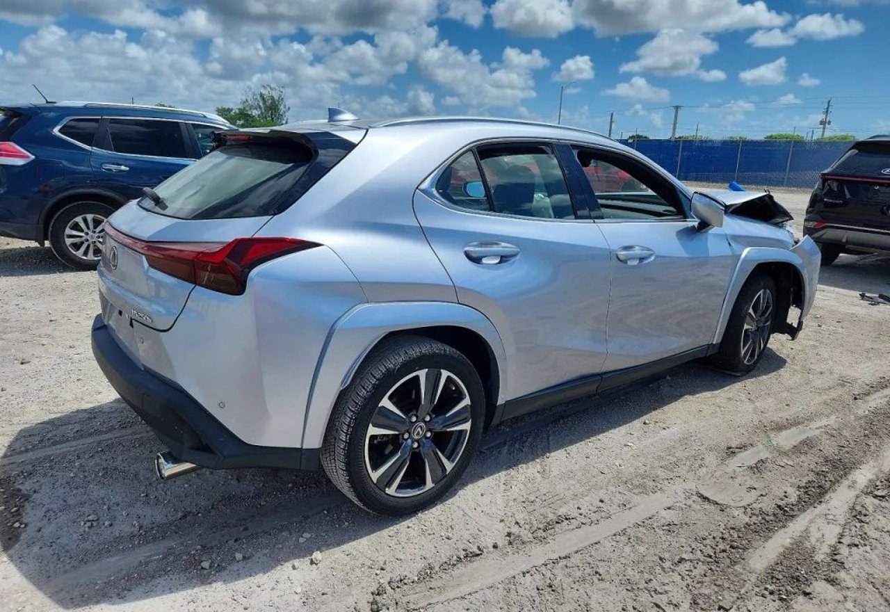 2023 Lexus UX 250h Premium - JTHP6JBHXP2152371 photo 14