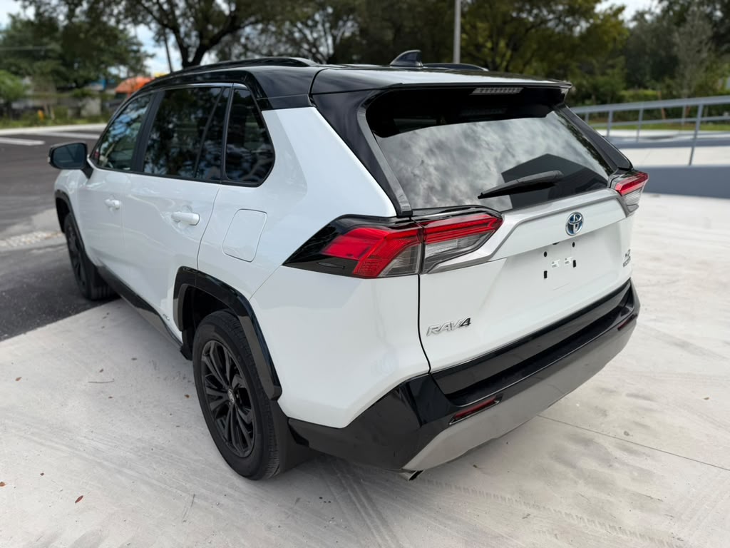 2024 Toyota RAV4 hybrid XSE