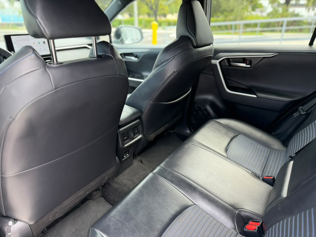 2024 Toyota RAV4 hybrid XSE
