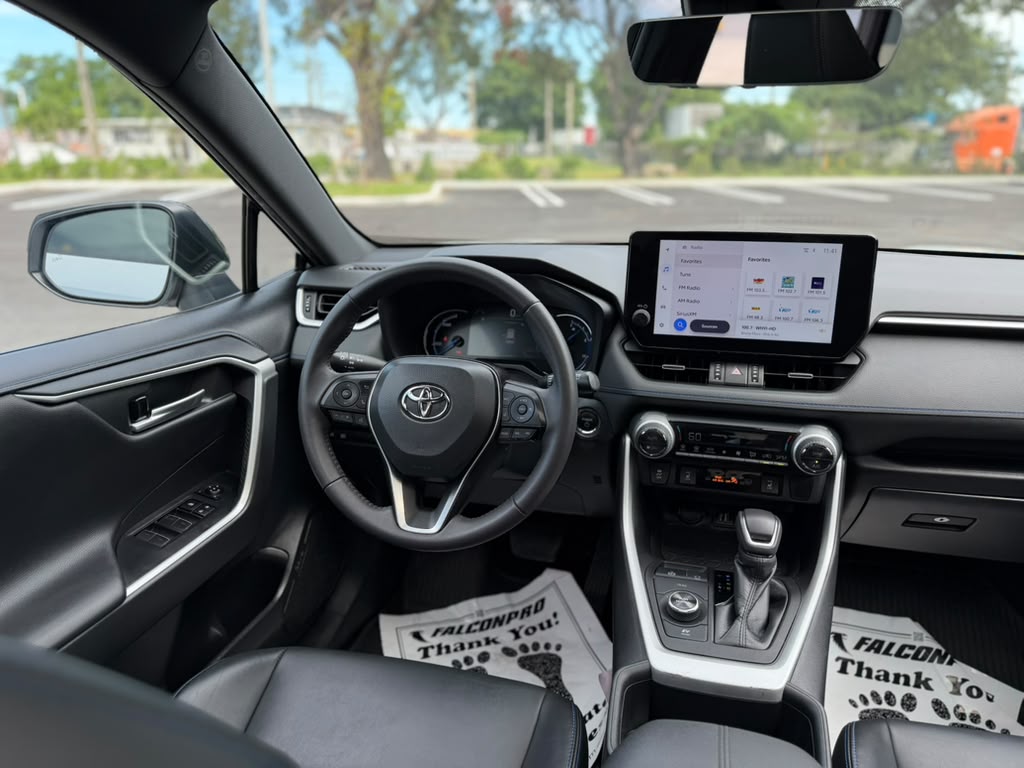 2024 Toyota RAV4 hybrid XSE