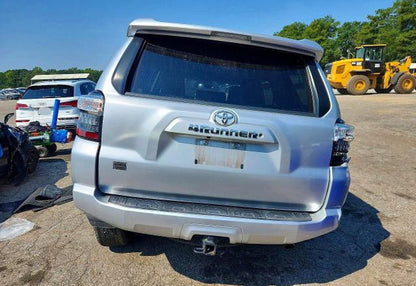 2019 Toyota 4Runner SR5 - JTEZU5JR8K5195904 photo 18