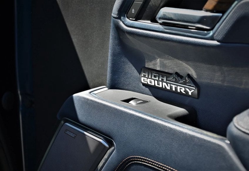 2022 Chevrolet Silverado 1500 High Country - 3GCUDJET5NG585756 photo 19