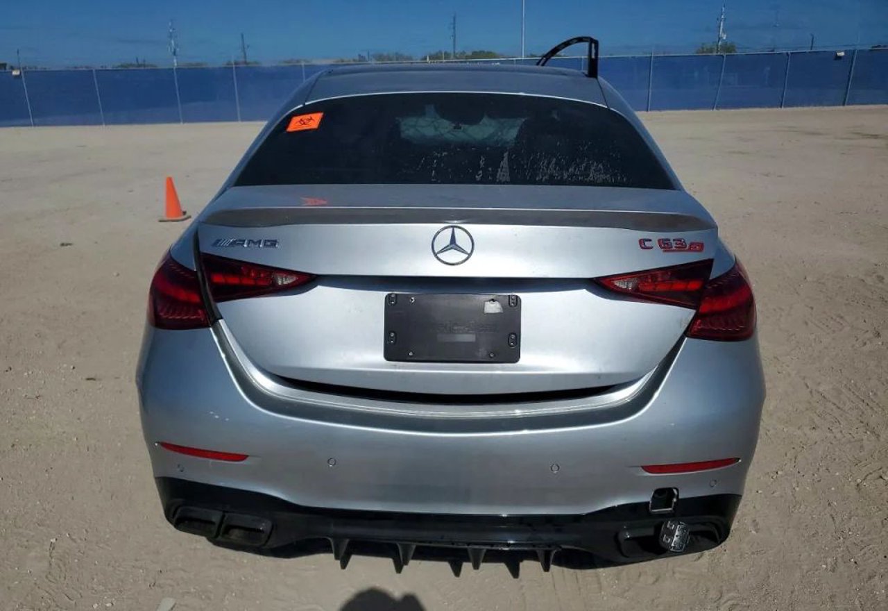 2024 Mercedes-Benz C-Class AMG C 63 S E Performance - W1KAF8AB9RR186055 photo 14