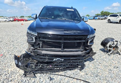 2023 Chevrolet Suburban RST - 1GNSCEKD4PR343579 photo 5