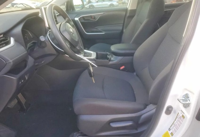 2024 Toyota RAV4 LE - 2T3H1RFV2RW316113 photo 7