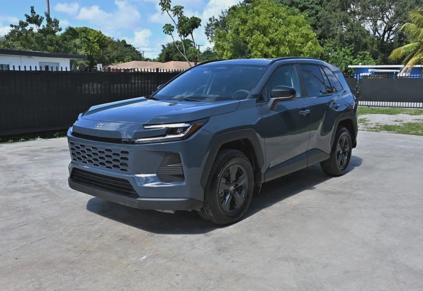 2026 Toyota RAV4 LE - 2T36DRBV9TC008935 photo 1
