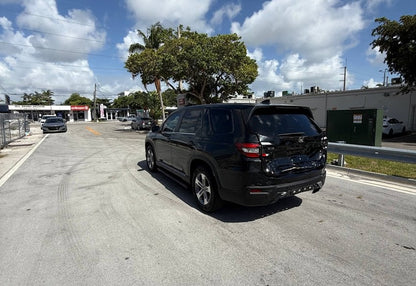 2025 Honda Pilot EX-L - 5FNYG2H42SB018649 photo 4