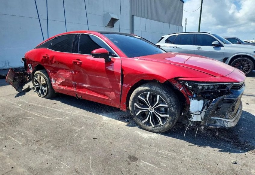 2023 Toyota Crown Limited - JTDAAAAF2P3002576 photo 2