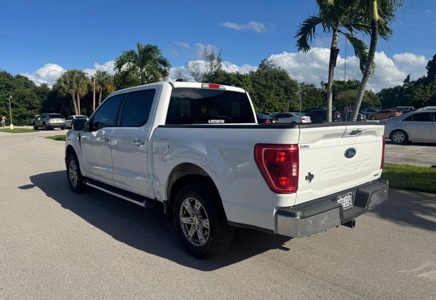 2023 Ford F-150 XLT Pickup 4D 5 1/2 ft - 1FTEW1CP9PKG23490 photo 4