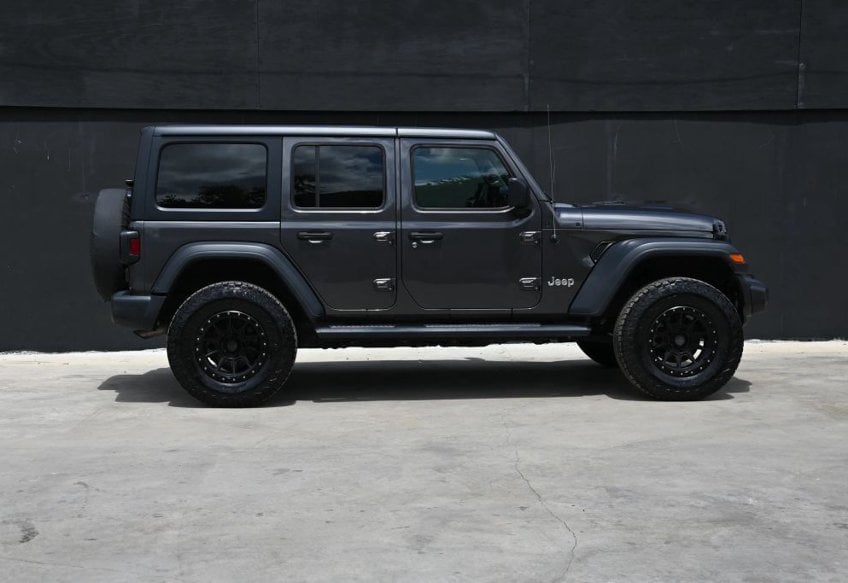2019 Jeep Wrangler Unlimited Sport S - 1C4HJXDG6KW646546 photo 5