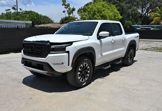 2023 Nissan Frontier PRO-4X - 1N6ED1EK2PN670900 photo 2