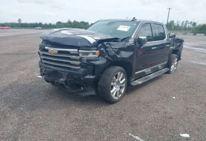 2023 Chevrolet Silverado 1500 High Country - 1GCUDJE86PZ244591 photo 2