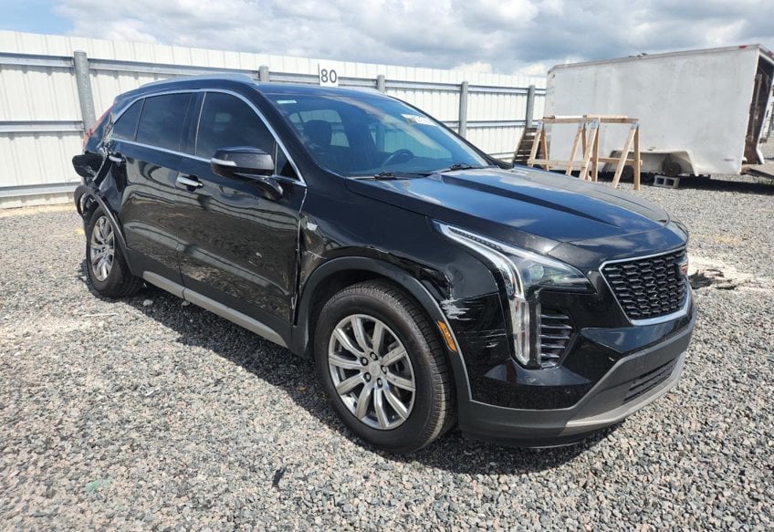 2021 Cadillac XT4 Premium Luxury - 1GYFZDR4XMF077257 photo 4
