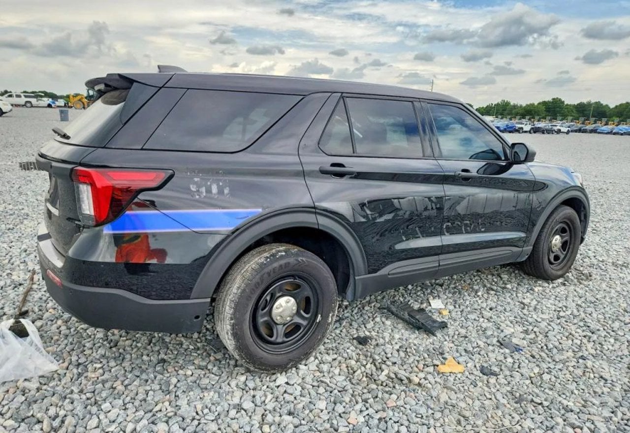 2025 Ford Explorer Police Interceptor Utility - 1FM5K8AB5SGB57706 photo 14