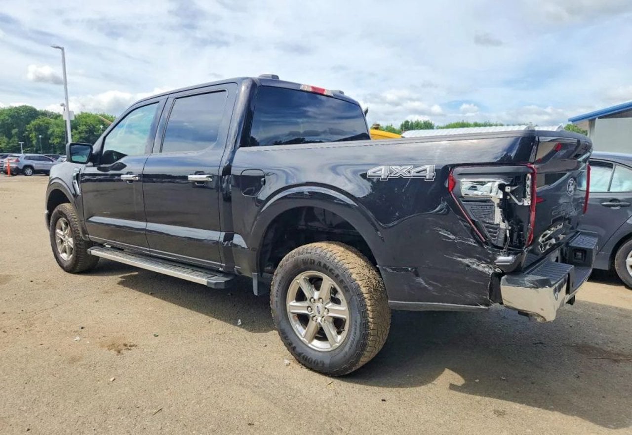 2025 Ford F-150 XLT - 1FTFW3L82SKE89763 photo 14