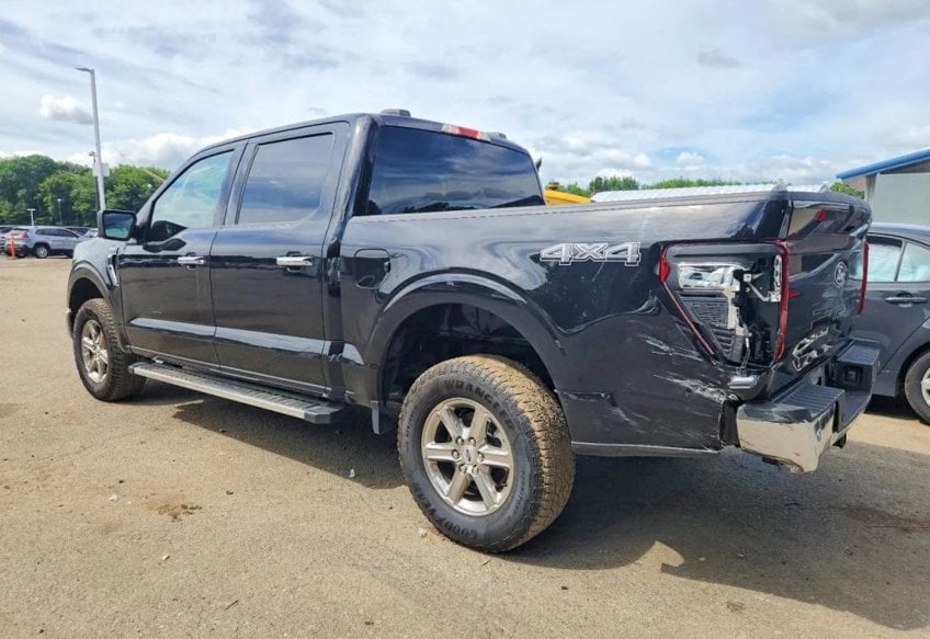 2025 Ford F-150 XLT - 1FTFW3L82SKE89763 photo 3