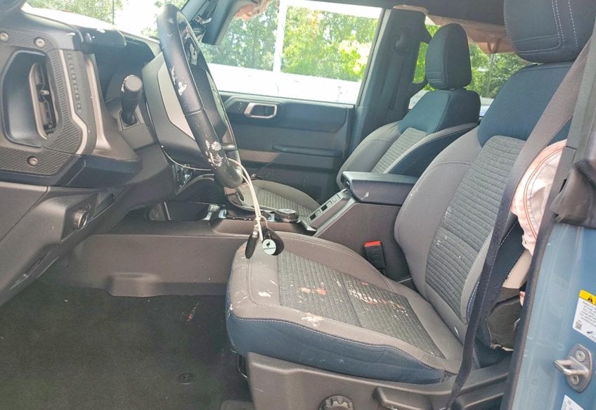 2022 Ford Bronco Base - 1FMDE5BH4NLB02826 photo 7