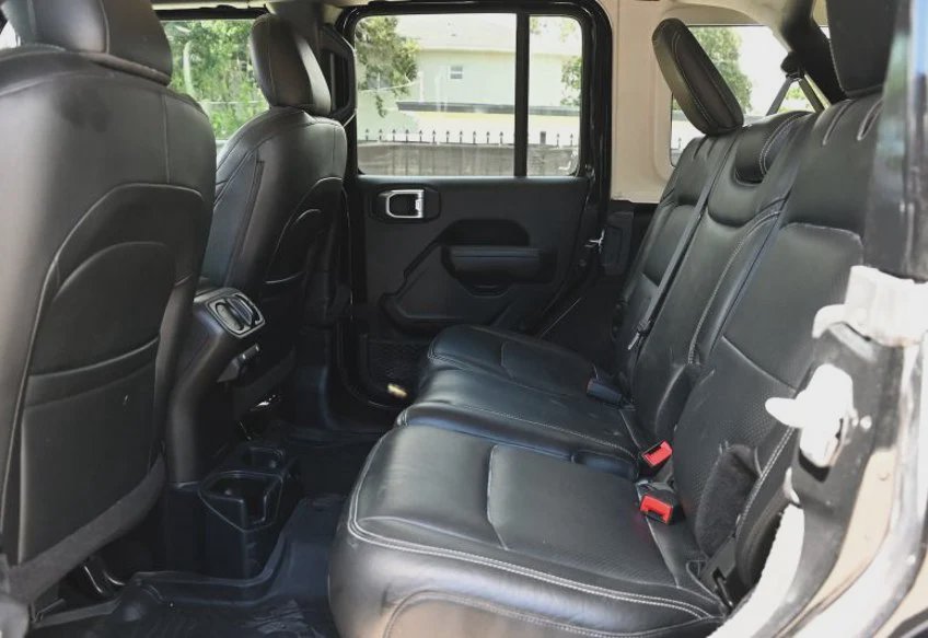 2023 Jeep Wrangler Sport - 1C4HJXDG4PW647119 photo 17