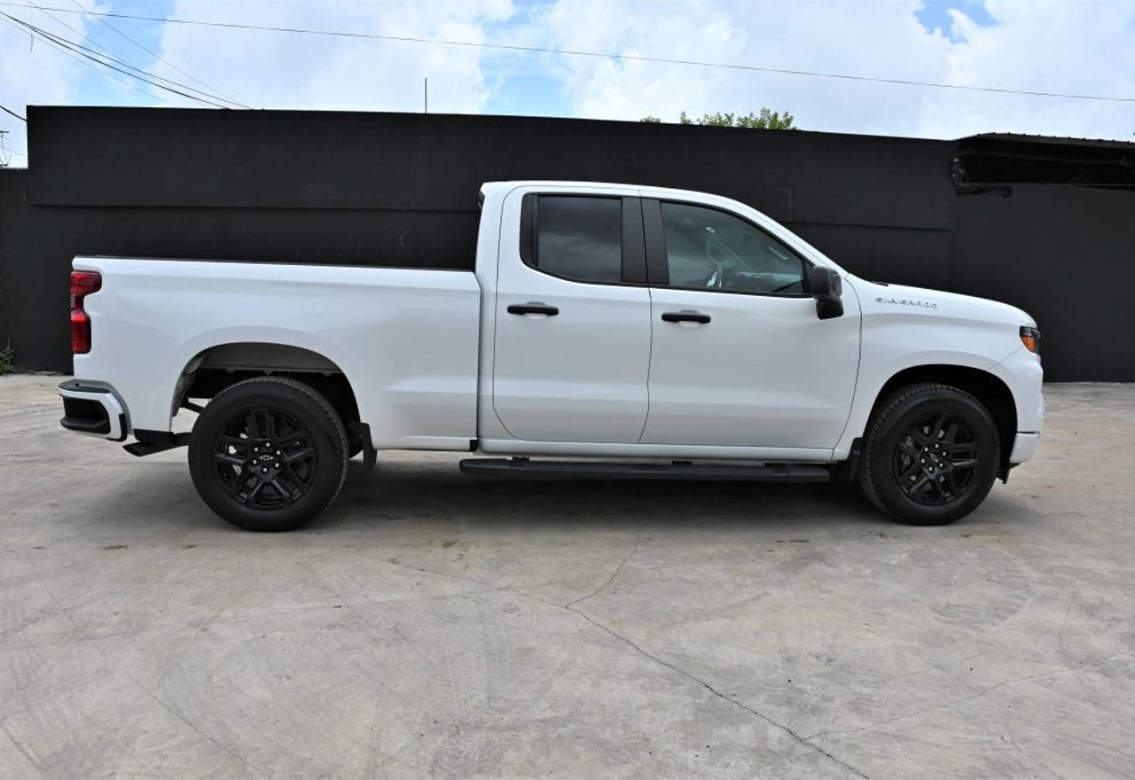 2025 Chevrolet Silverado 1500 Custom - 1GCRABEK3SZ238532 photo 22