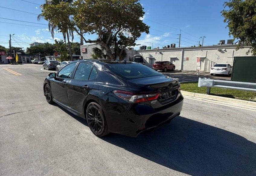 2022 Toyota Camry SE - 4T1T11BK7NU071254 photo 3