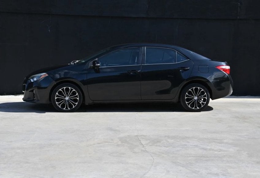 2015 Toyota Corolla S Sedan 4D - 2T1BURHE2FC407821 photo 19