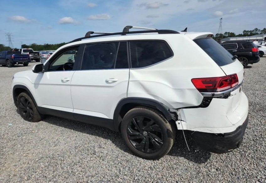 2023 Volkswagen Atlas V6 SE 4Motion - 1V2KR2CA4PC512608 photo 4