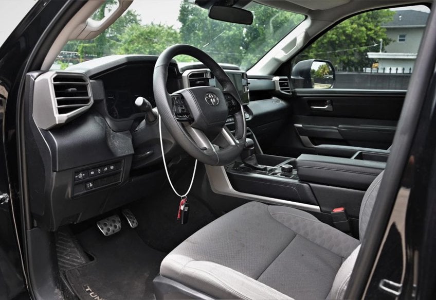 2023 Toyota Tundra SR5 - 5TFLA5DA7PX069778 photo 13