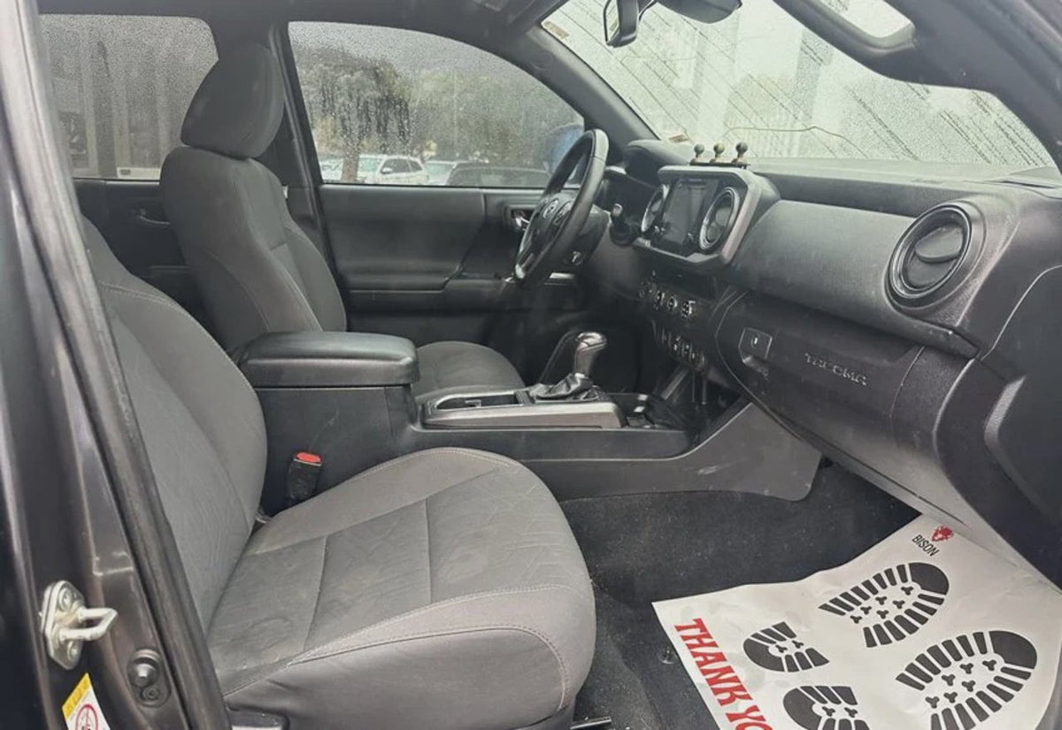 2018 Toyota Tacoma TRD Off-Road - 3TMCZ5AN6JM154379 photo 23