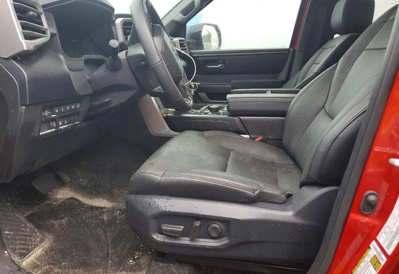 2025 Toyota Tundra SR5 - 5TFLA5DB1SX267872 photo 16