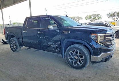 2022 GMC Sierra 1500 SLT - 3GTUUDET9NG658905 photo 2
