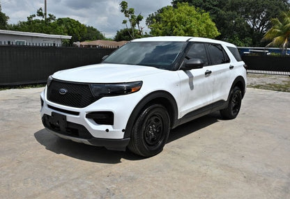 2025 Ford Explorer Police Interceptor Utility - 1FM5K8AB8SGA35292 photo 2