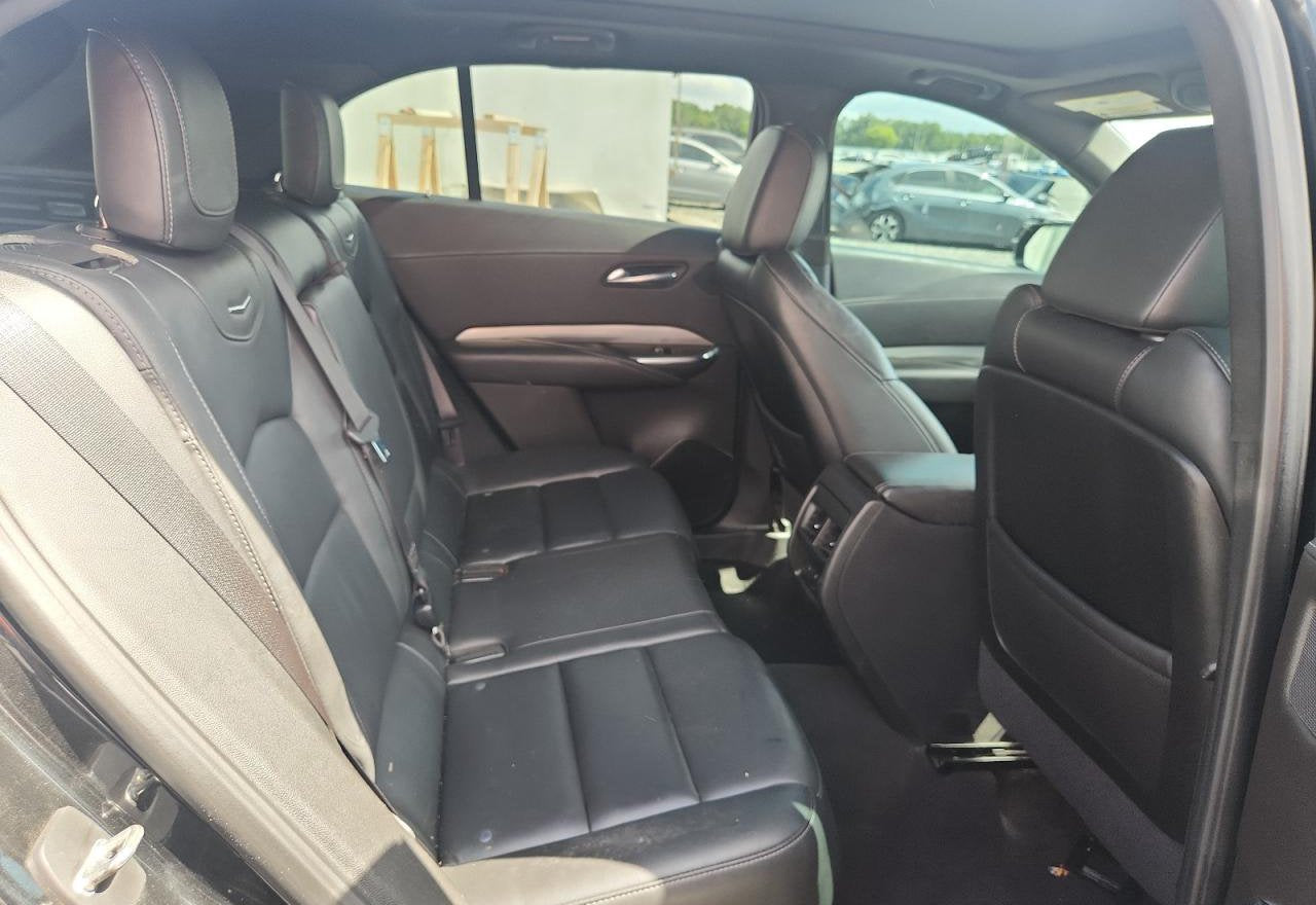 2021 Cadillac XT4 Premium Luxury - 1GYFZDR4XMF077257 photo 23