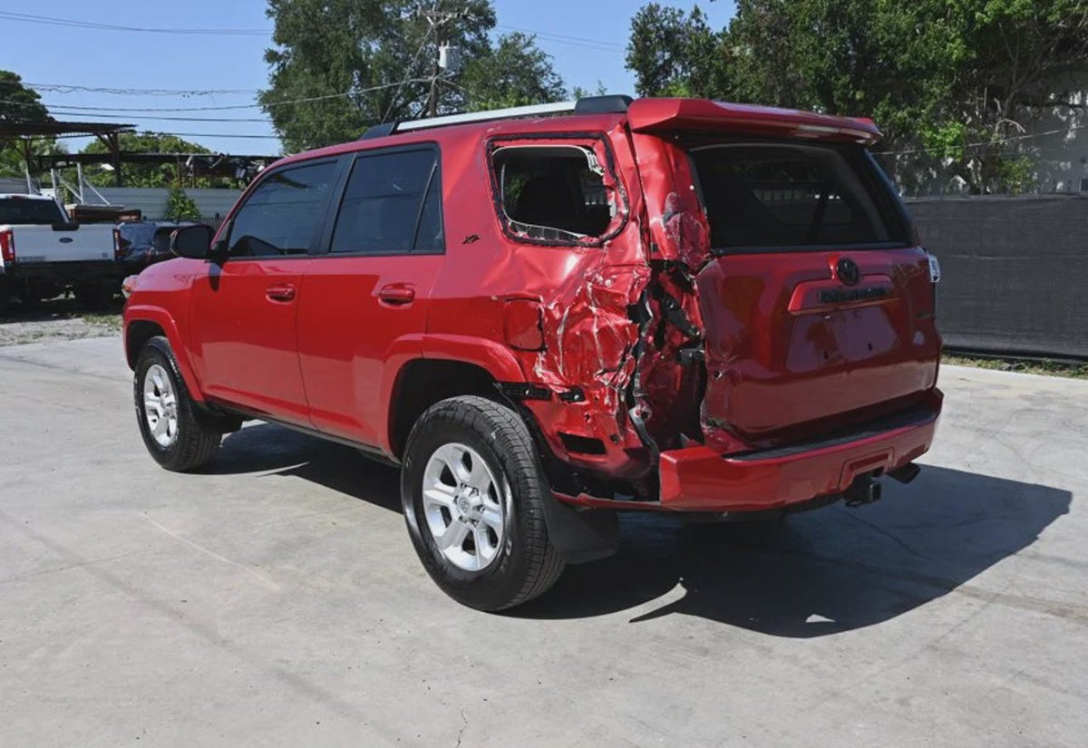 2022 Toyota 4Runner SR5 Sport Utility 4D - JTEMU5JR0N6050140 photo 25