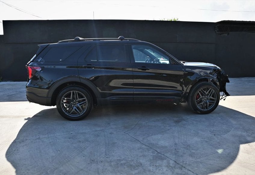 2026 Ford Explorer ST - 1FMWK7GC0TGA11360 photo 6