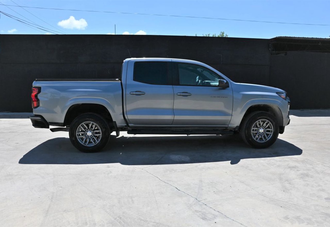 2023 Chevrolet Colorado LT - 1GCPSCEK5P1227239 photo 19