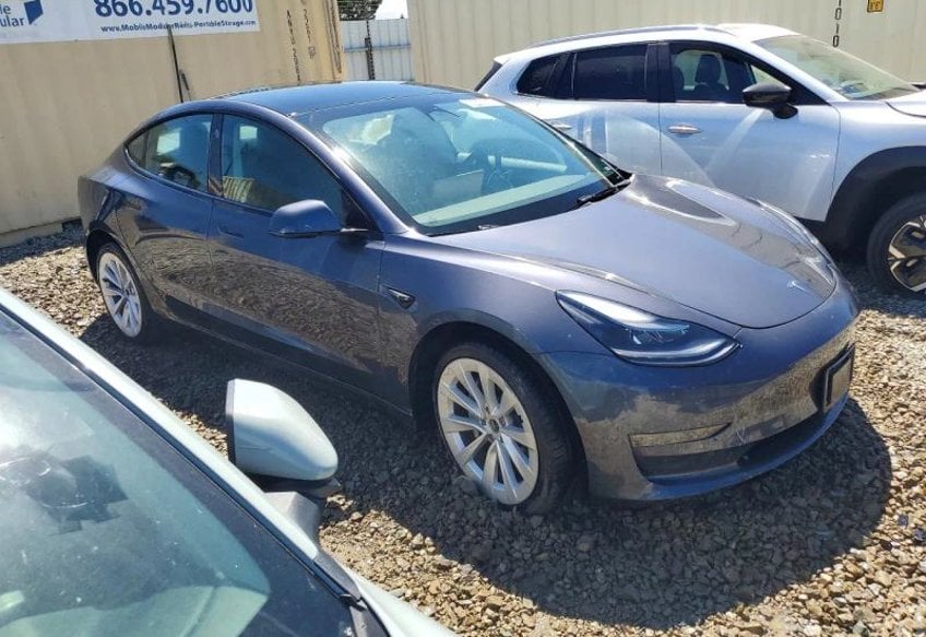2022 Tesla Model 3 Long Range Sedan 4D - 5YJ3E1EB6NF295113 photo 2