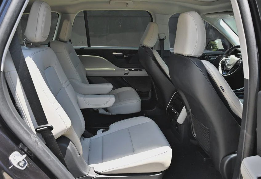2025 Lincoln Aviator Premiere - 5LM5J6WC2SGL15957 photo 16
