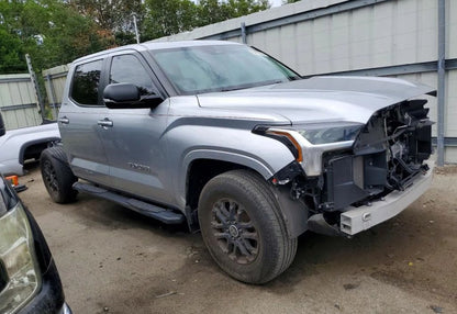 2024 Toyota Tundra SR5 - 5TFLA5AB2RX030063 photo 13