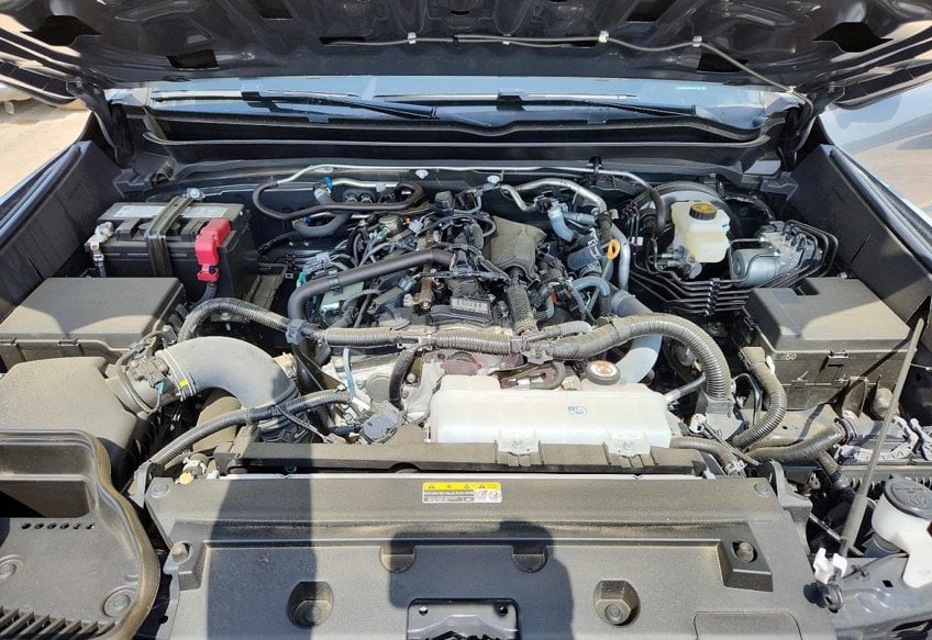2025 Toyota Tacoma SR - 3TYKD5HN5ST037348 photo 11