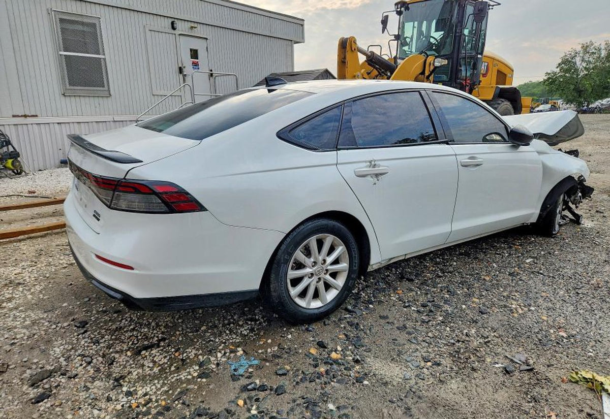 2024 Honda Accord Hybrid Sport-L - 1HGCY2F75RA062105 photo 14