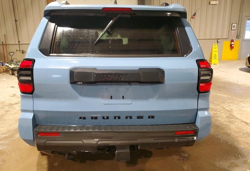 2025 Toyota 4Runner SR5 - JTEVA5BR7S5021666 photo 5