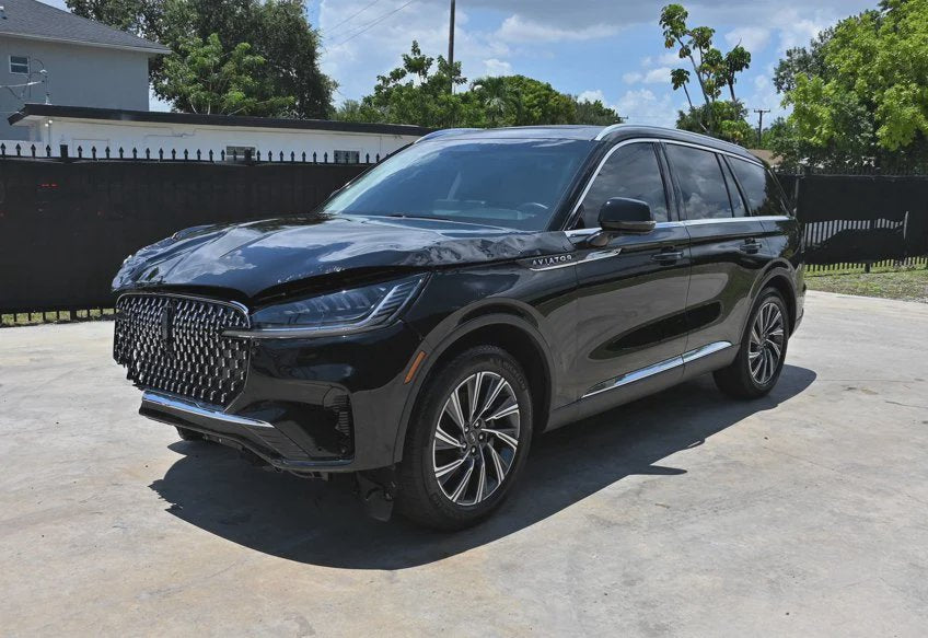2025 Lincoln Aviator Premiere - 5LM5J6WC2SGL15957 photo 1