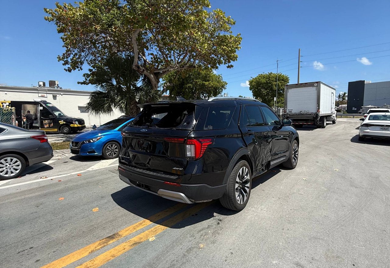 2025 Ford Explorer Platinum - 1FMUK8HH4SGB67133 photo 19