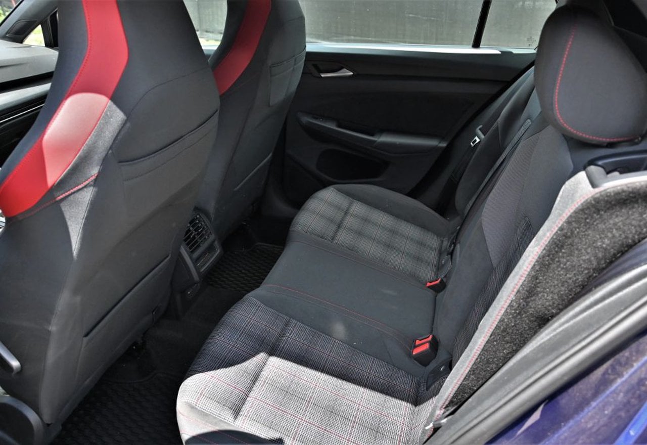 2024 Volkswagen Golf GTI S - WVWGA7CD2RW158563 photo 31