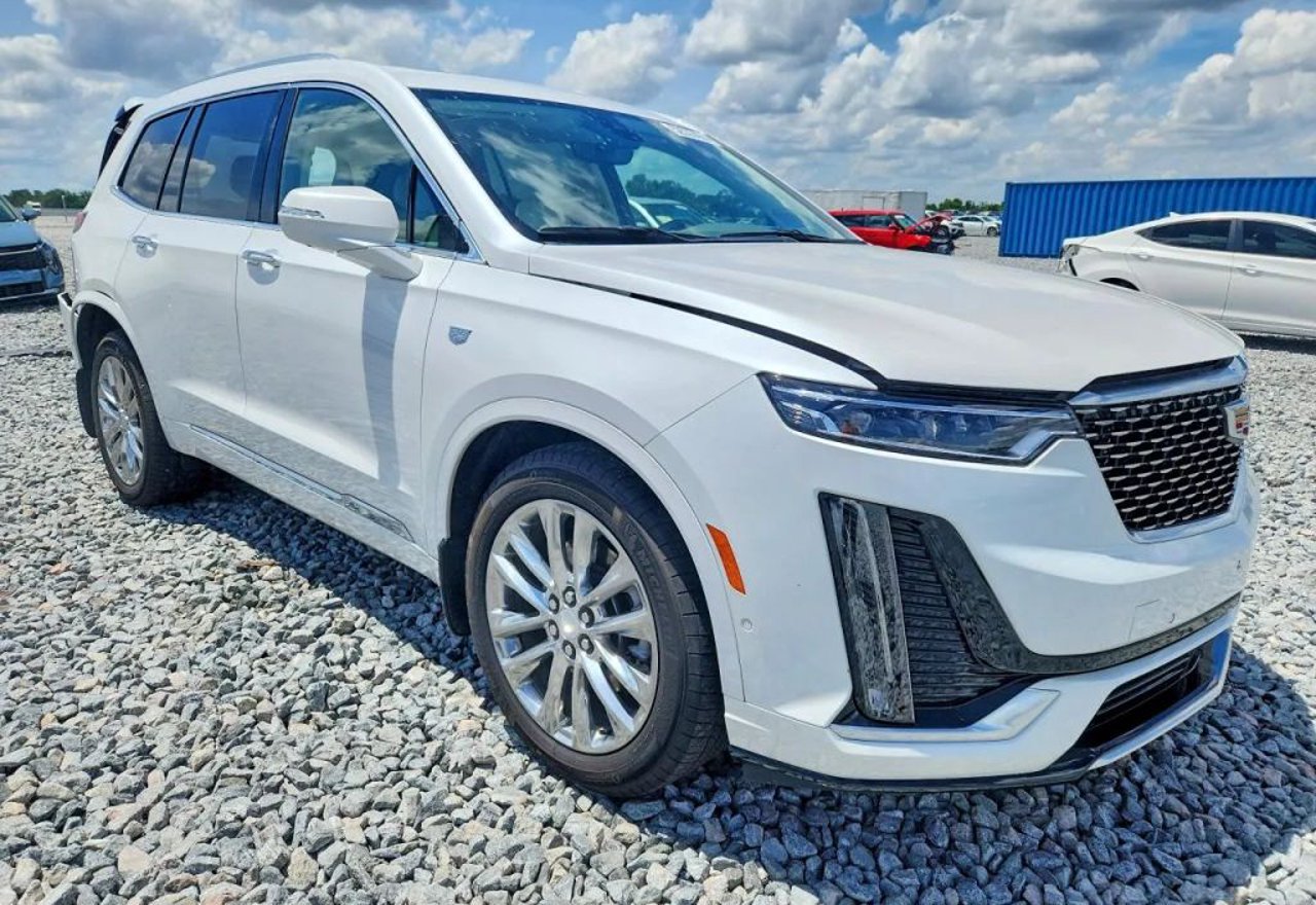 2024 Cadillac XT6 Premium Luxury - 1GYKPDRS8RZ734839 photo 13