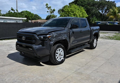 2025 Toyota Tacoma SR5 - 3TMKB5FNXSM036068 photo 2